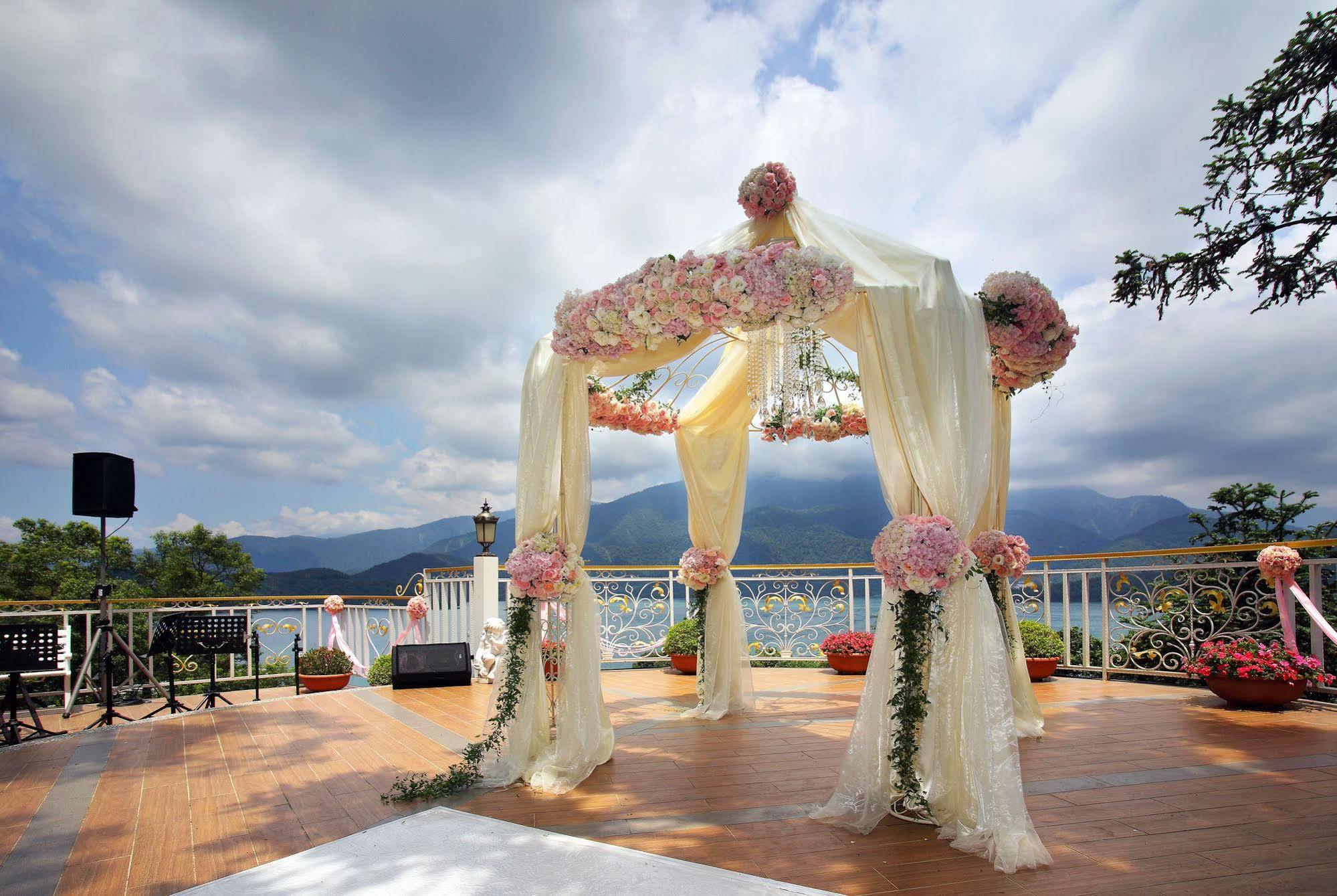The Wen Wan Resort Sun Moon Lake Yuchi Exterior photo